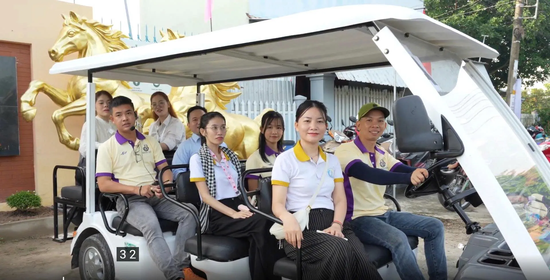 Khoảnh khắc tại Bình Mỹ